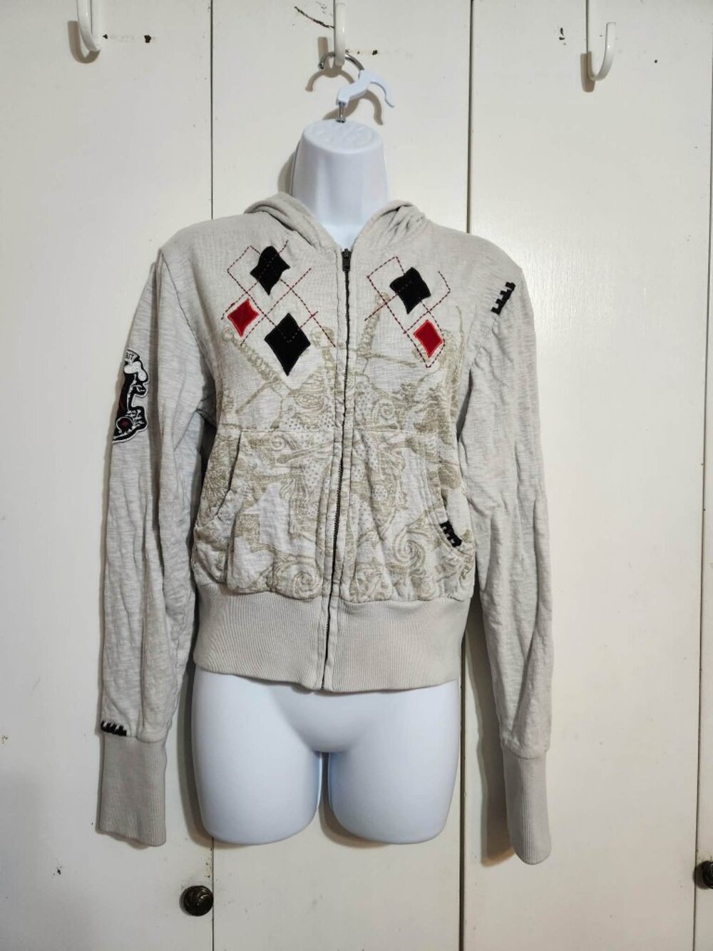 RARE Rebel Spirit Hoodie Y2K Gray Embroidered Pegasus Living on the Edge Crest S